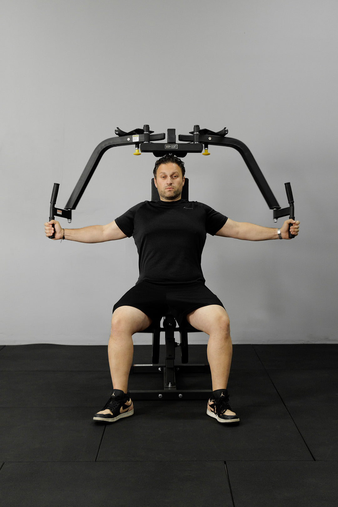 Body Iron Pec Dec & Rear Delt Machine