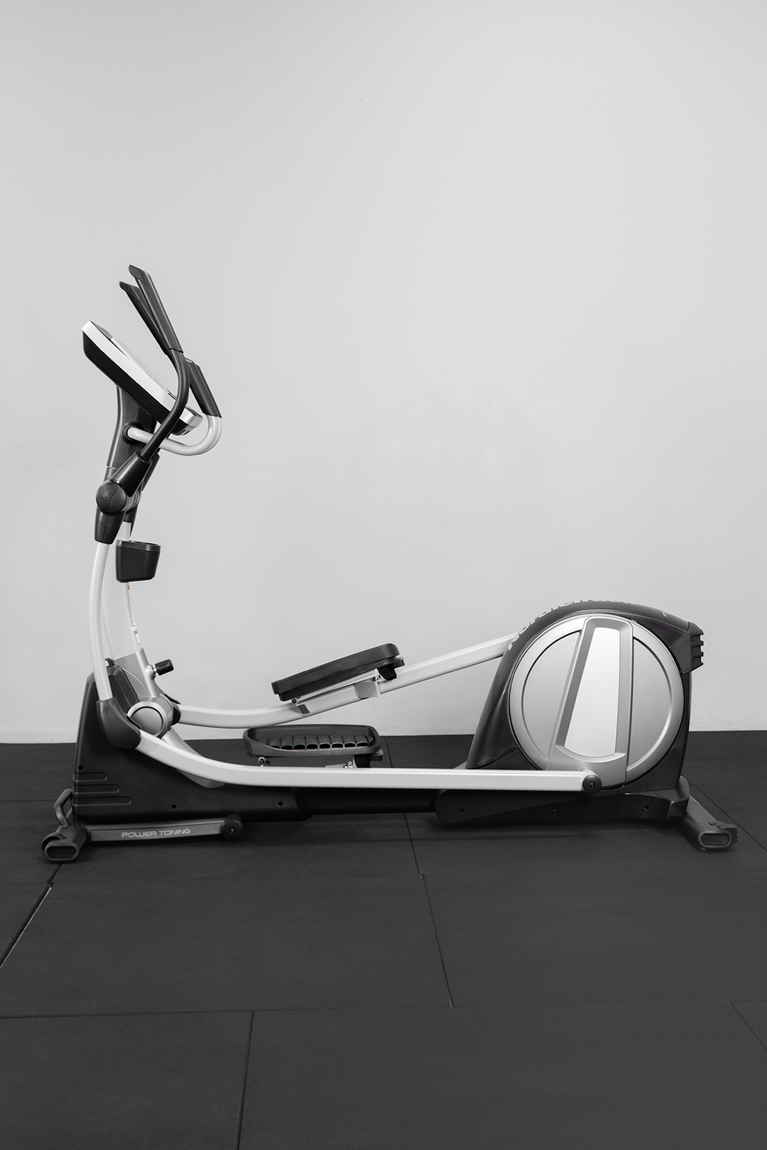 NordicTrack Space Saver SE9i Elliptical Cross Trainer