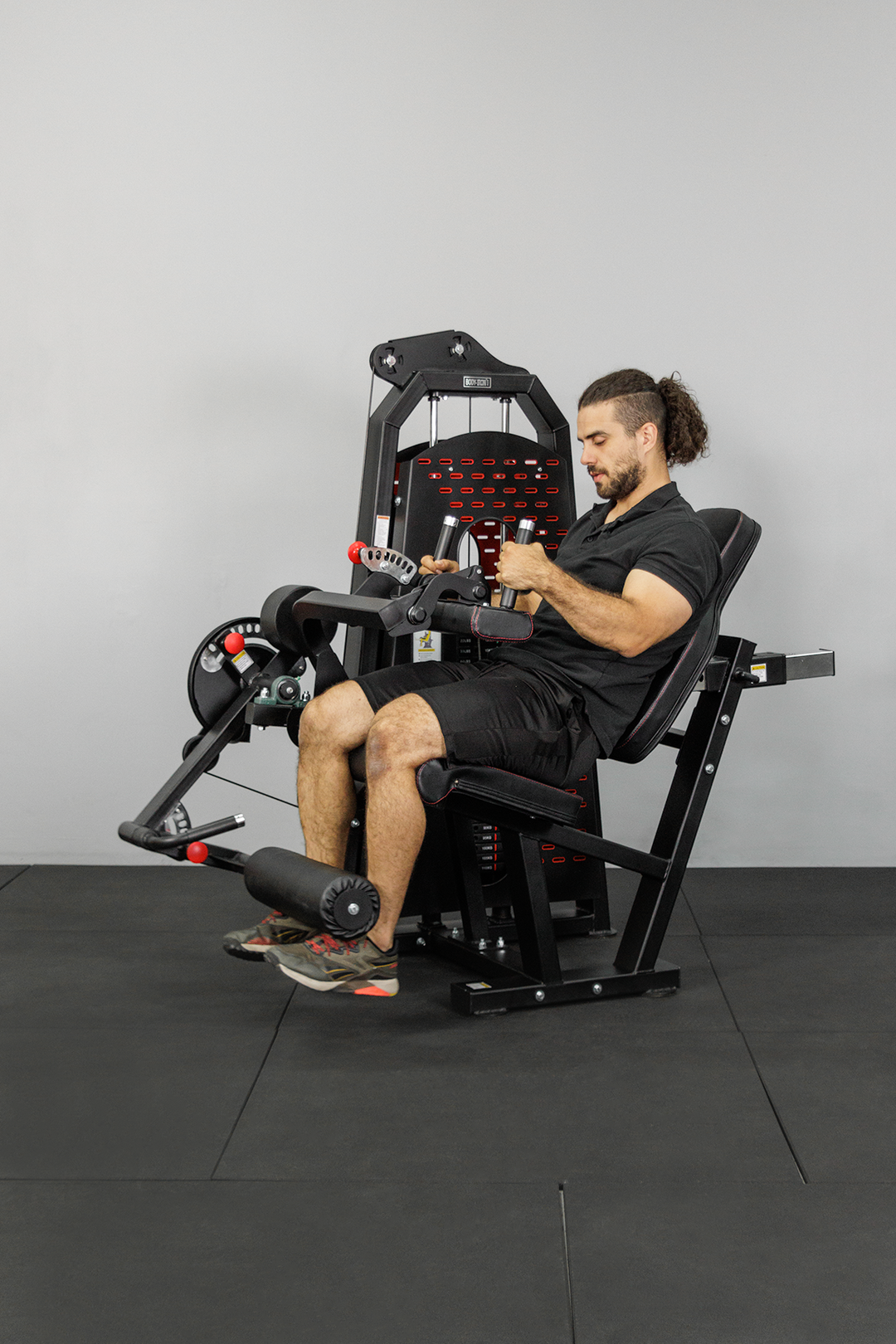 Body Iron Commercial Leg Extension & Curl Machine