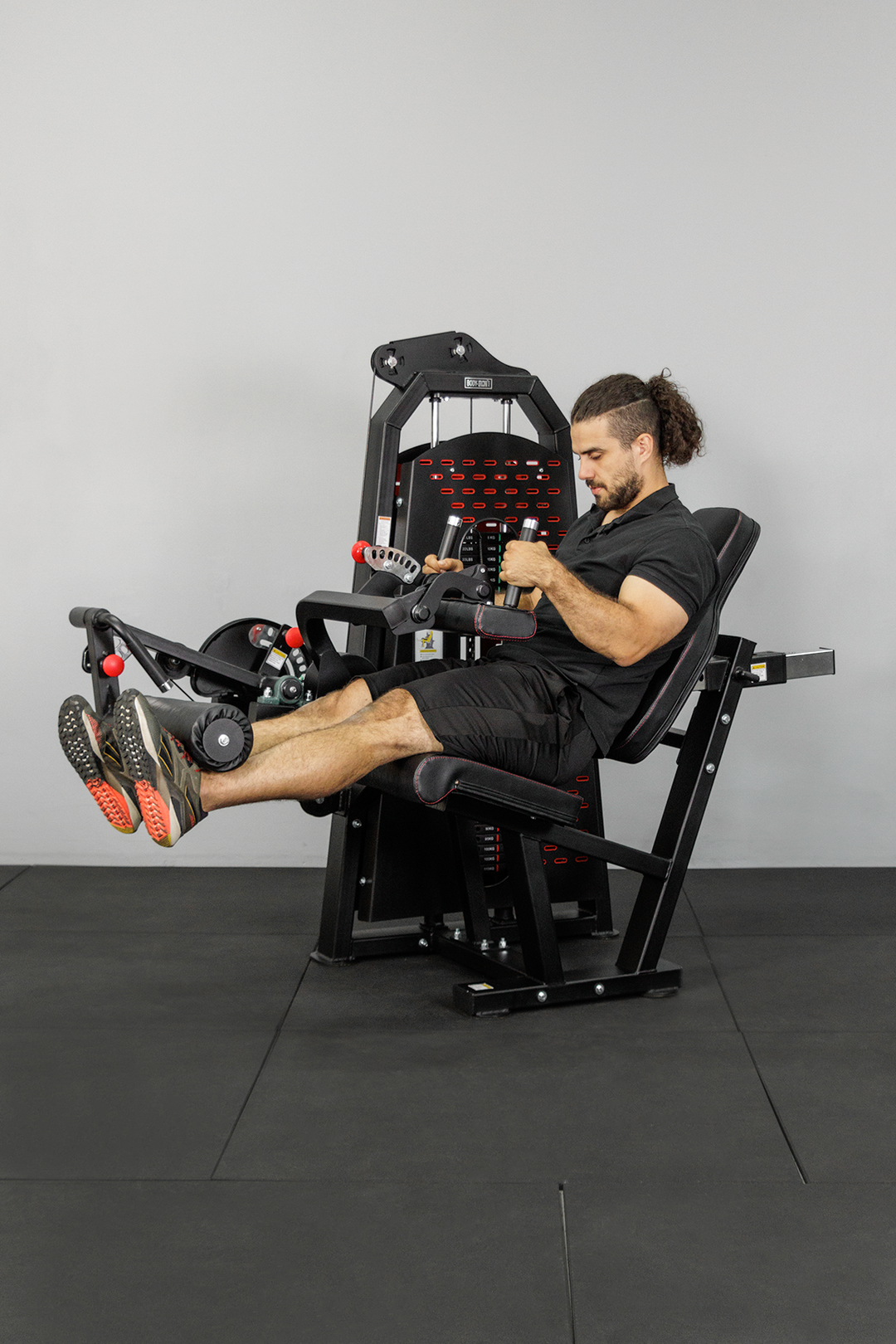 Body Iron Commercial Leg Extension & Curl Machine