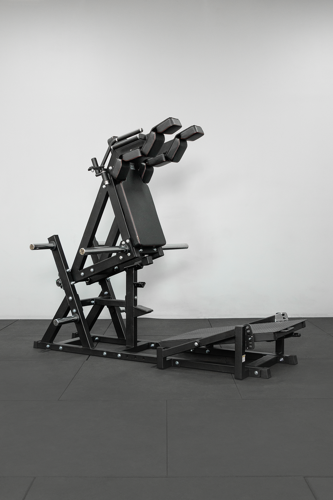 Body Iron Front Squat & Hack Squat Machine Commercial V2