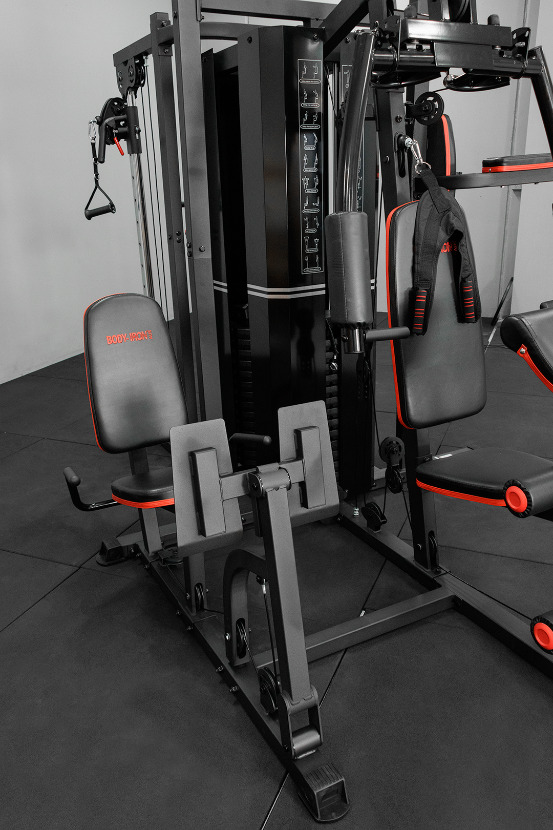 เครื่องออกกำลังกายในบ้าน Body Iron BHG9000 Ultimate 5-Station Multi-Home Gym Trainer