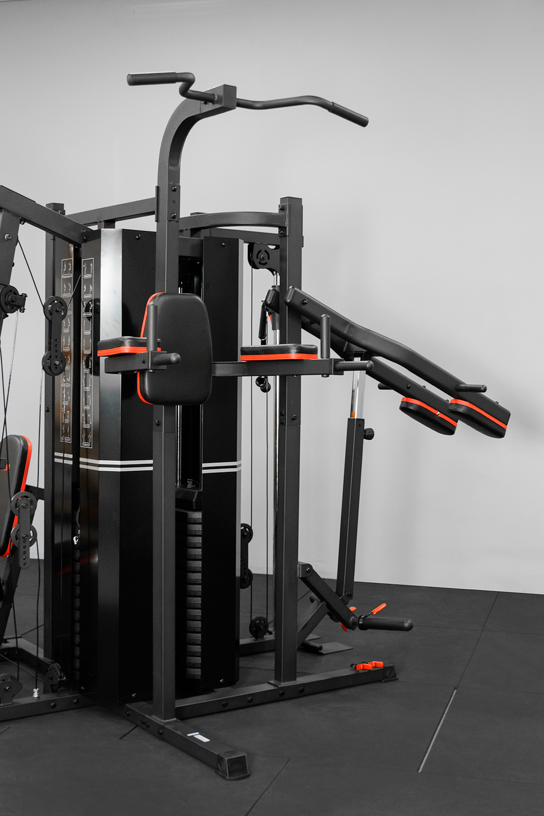 เครื่องออกกำลังกายในบ้าน Body Iron BHG9000 Ultimate 5-Station Multi-Home Gym Trainer