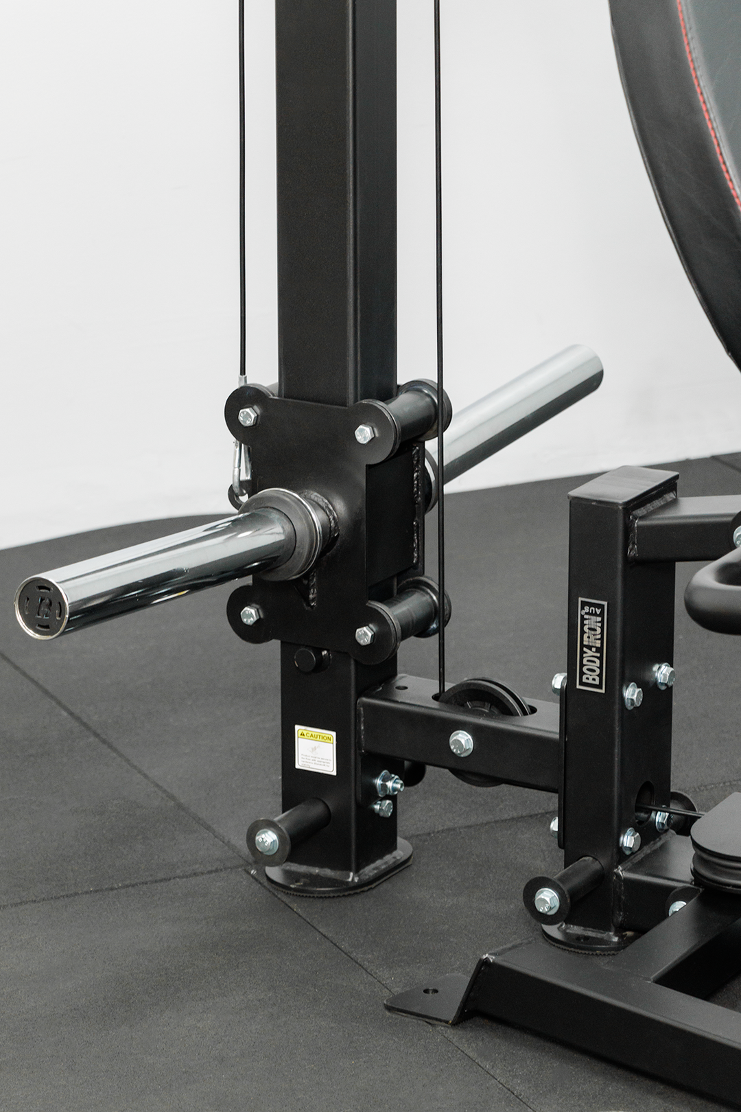 Body Iron Commercial Plate Load Hip Adductor & Abductor Machine
