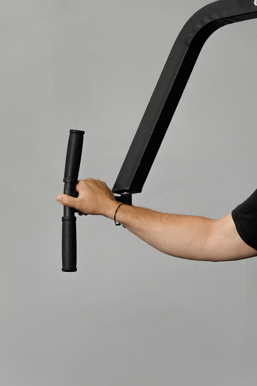 Body Iron Pec Dec & Rear Delt Machine