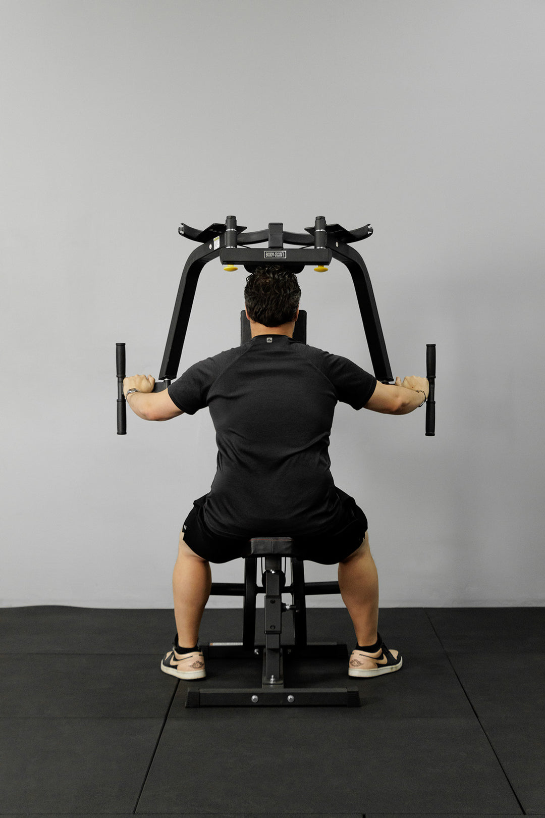 Body Iron Pec Dec & Rear Delt Machine