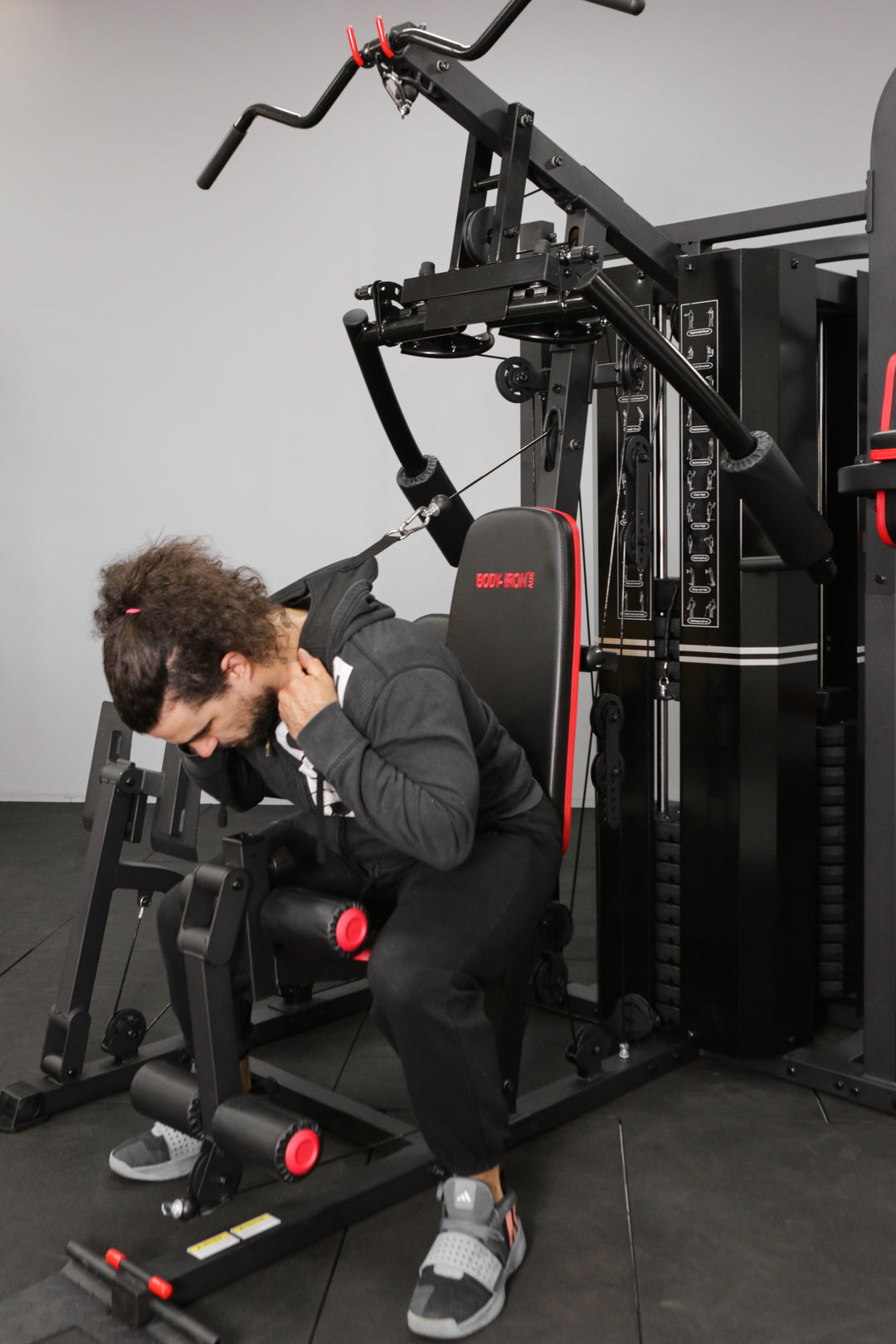 เครื่องออกกำลังกายในบ้าน Body Iron BHG9000 Ultimate 5-Station Multi-Home Gym Trainer