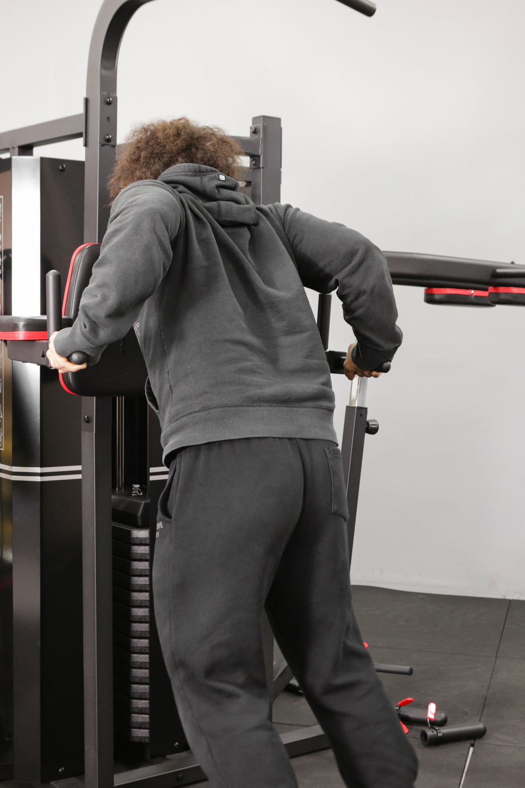 เครื่องออกกำลังกายในบ้าน Body Iron BHG9000 Ultimate 5-Station Multi-Home Gym Trainer